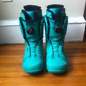 8.5 RIDE “Sasha” snowboard boots